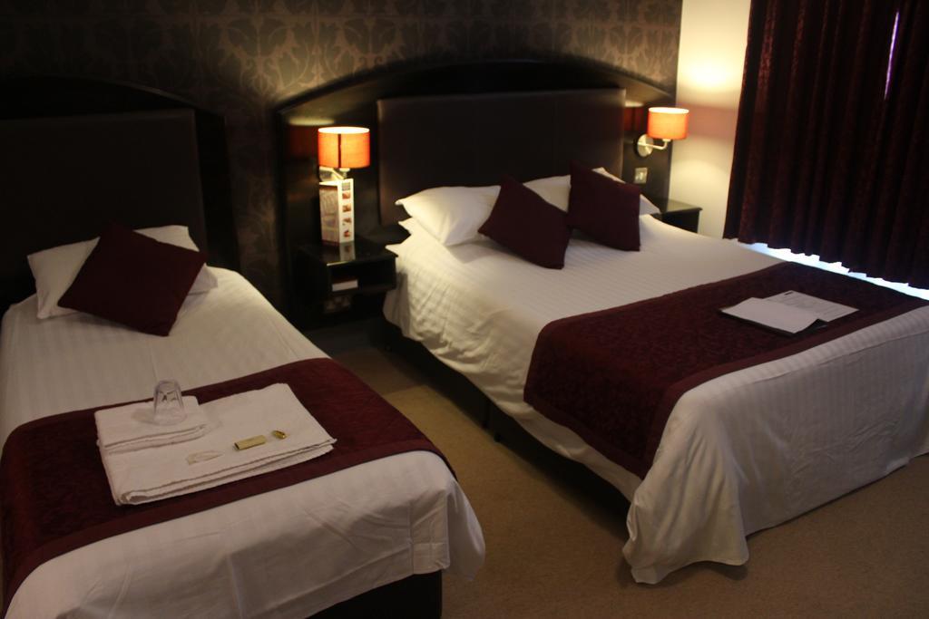 The Cathedral Hotel Salisbury Kültér fotó